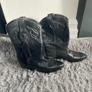 Laredo black leather cowboy boots with tassels. Size 7.5 womens.